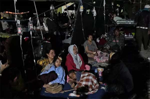 4 Dong Dat Indonesia Thuong Vong Len Gan 1300 Bao Cao Dau Long Tu 51 Truong Hoc