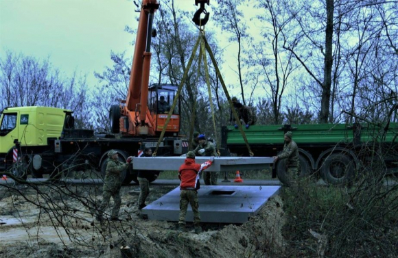 1 Ukraine Dung Phao Dai Bao Ve Thu Do Kiev Sau Tran Tap Kich Ten Lua Nga