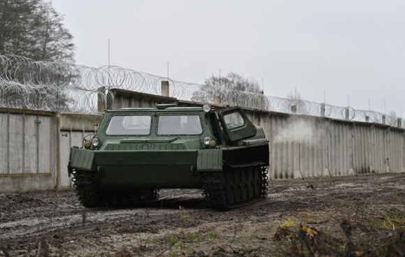 2 Ukraine Dung Phao Dai Bao Ve Thu Do Kiev Sau Tran Tap Kich Ten Lua Nga
