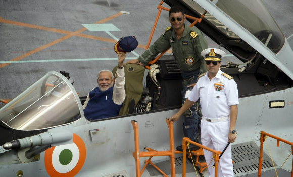 2 An Do Chot Tiem Kich Ham The He Moi Dau Cham Het Cho Mig 29k
