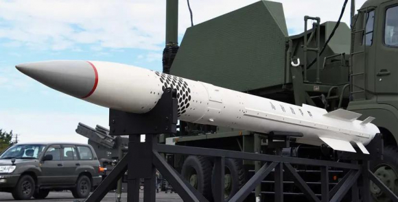 8 Rong Lua Patriot Vi Sao Lai Cuc Ky Dang So Voi Nga