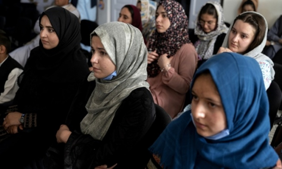 1 Taliban Cam Nu Sinh Afghanistan Hoc Dai Hoc