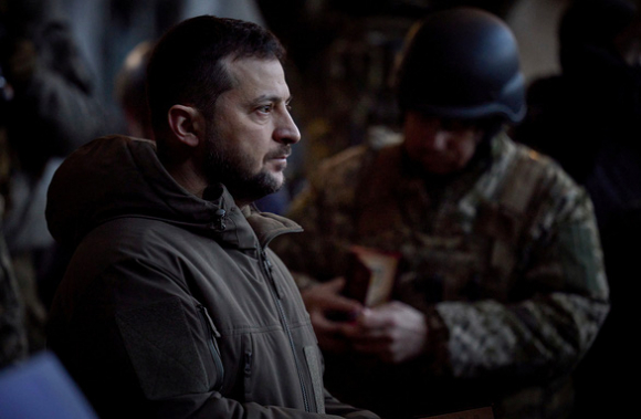 1 Ong Zelensky Va Mon Qua Giang Sinh Tu My