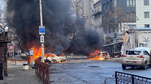 1 Zelensky Chi Trich Khung Bo Nga Sau Khi Thanh Pho Kherson Bi Phao Kich