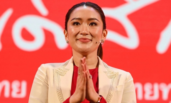 1 Con Gai 36 Tuoi Cua Ong Thaksin Tro Thanh Ung Vien Thu Tuong Hang Dau
