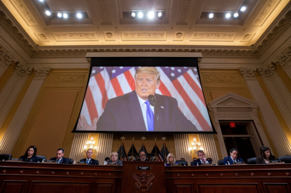 1 Lo Dien Nhung Doi Thu Thach Thuc Ong Trump