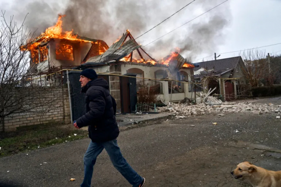1 Phao Kich No Ra Tren Toan Tuyen Ukraine Bat Chap Lenh Ngung Ban