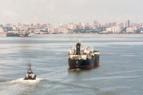 2 Dau Nga Bi Cam Van Va O Hang Dau Tho Venezuela Dau Tien Cua Chevron Tren Duong Toi My