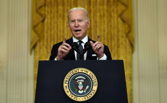 3 Joe Biden Dang Buoc Vao Hang Ngu Nhung Tong Thong My Thanh Cong