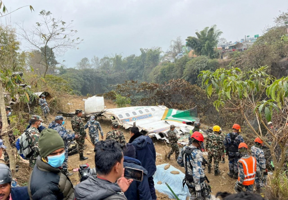 1 Nepal Tim Thay Hop Den May Bay Toan Bo Hanh Khach Tu Nan