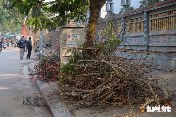 4 Xa Hang Hoa 30 Tet Khong Mac Ca Met Lam Roi