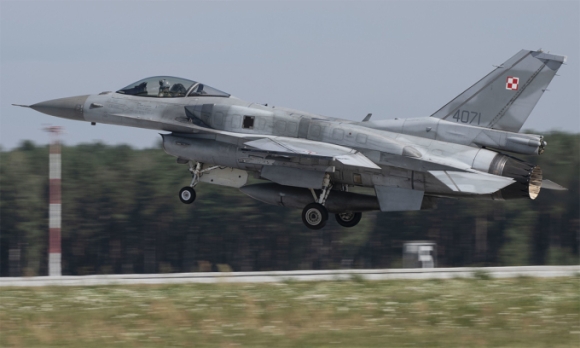 1 Ukraine Ky Vong Nhan Tiem Kich F 16 Tu Ba Lan