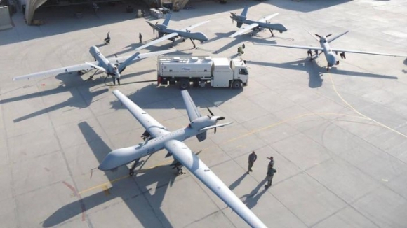 2 Hang Vu Khi My Chao Moi Ukraine Mua Uav Chien Dau Tien Tien Voi Gia 1 Usd