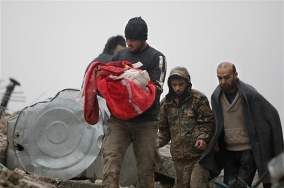 1 Dong Dat O Tho Nhi Ky Syria Vat Lon Tim Nan Nhan Trong Mua Tuyet