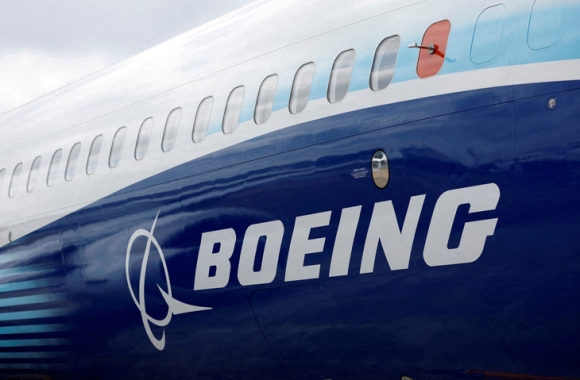 1 Boeing Se Cat Giam Khoang 2000 Vi Tri Nam Nay