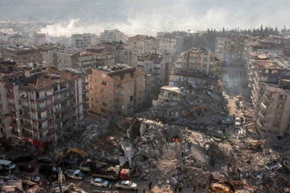 1 Dong Dat Manh O Tho Nhi Ky Syria Sau Tham Hoa Khien Hon 46000 Nguoi Chet