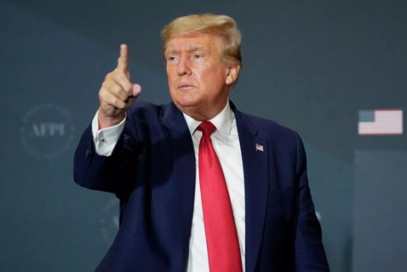 1 Ong Trump Noi Vien Tro Cua My Keo Dai Xung Dot O Ukraine Eu Keu Goi Mua Vu Khi Cho Kiev