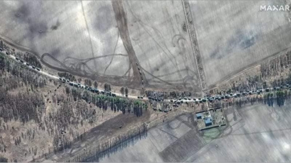 1 Cau Chuyen Doan Xe Quan Su Cua Putin Dai 56km Ngay Nay Nam Ngoai