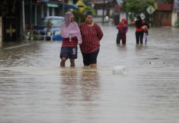 1 Lu Lut O Mien Nam Malaysia Buoc 40000 Nguoi Phai Roi Bo Nha Cua