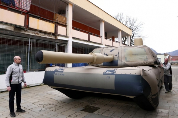 1 Vu Khi Bom Hoi Dat Hang Tu Khi Co Xung Dot Nga   Ukraine
