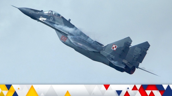 1 Ba Lan Slovakia Hoi Thuc Dong Minh Gui May Bay Chien Dau Cho Ukraine