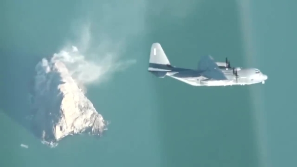 2 Bong Ma Ac 130 Pho Dien Suc Manh Trong Tap Tran Chung Voi Han Quoc