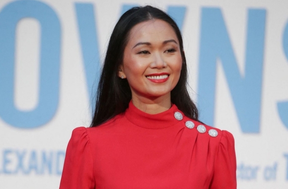 1 Hong Chau  Nu Dien Vien Goc Viet Ghi Dau An Voi Oscar 2023