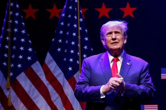 1 Youtube Mo Lai Tai Khoan Cua Ong Trump