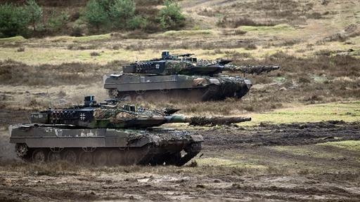 1 Thu Tuong Scholz Xac Nhan Xe Tang Chien Dau Chu Luc Leopard 2 Duoc Giao Cho Ukraine
