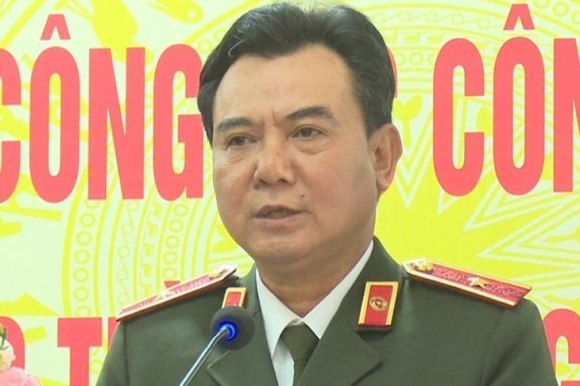 1 Vu Chuyen Bay Giai Cuu Cuu Pgd Cong An Ha Noi Nhan 428 Ty Dong De Chay An