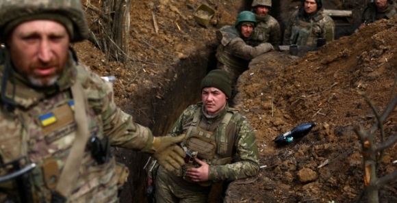 1 Ukraine Danh Truc Dien Vao Can Cu Quan Su Nga O Mien Nam De Chan Duong Tiep Te Toi Crimea