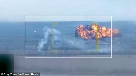 1 Nong Ukraine May Bay Nga No Tung Thanh Qua Cau Lua Khong Lo O Donetsk Phi Cong Thoat Chet Than Ky