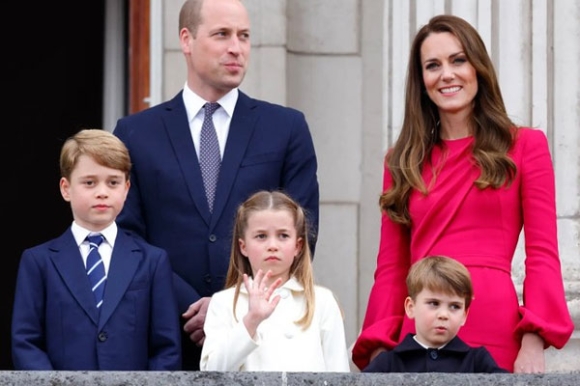 1 Con Trai William Va Kate Duoc Giao Nhiem Vu Quan Trong Trong Le Dang Co