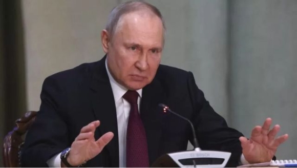 1 Nghi Si Anh Ong Putin Chuan Bi Tan Cong Vuong Quoc Anh