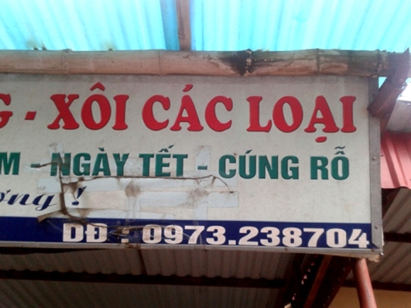 3 Anh Bien Quang Cao Sai Chinh Ta Khien Dan Mang Cuoi Lan Lon