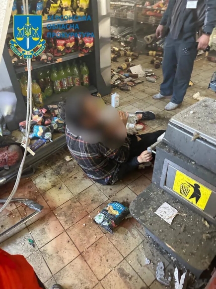 4 Nga O At Na Phao Vao Sieu Thi Va Nha Ga O Kherson 21 Nguoi Chet