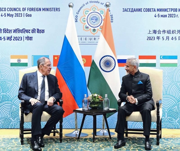 1 Vi Sao Nga Co Luong Khung Rupee An Do Ma Khong The Tieu