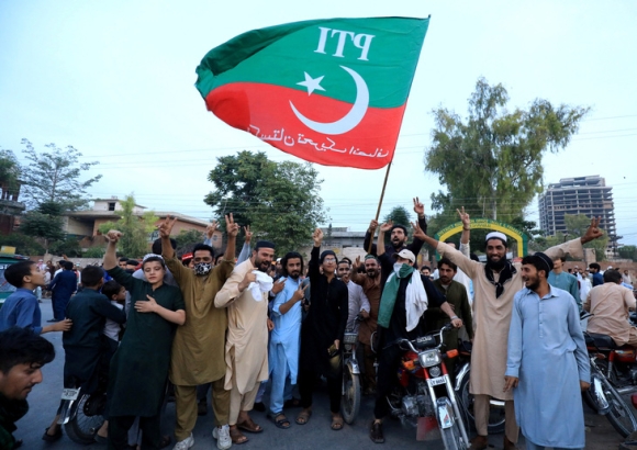 1 Cuu Thu Tuong Pakistan Duoc Tha Ky Vong Bao Luc Ha Nhiet