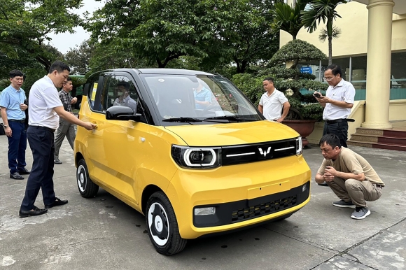 1 O To Dien Mini Wuling Hongguang Miniev Ban Moi Lo Dien Tai Viet Nam