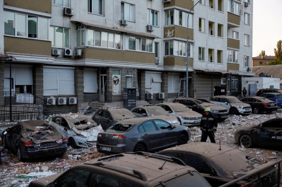1 Kiev Giua Mua Hoa Luc