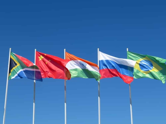 1 Khong Muon Bat Ong Putin Nam Phi Can Nhac Doi Dia Diem Hop Khoi Brics