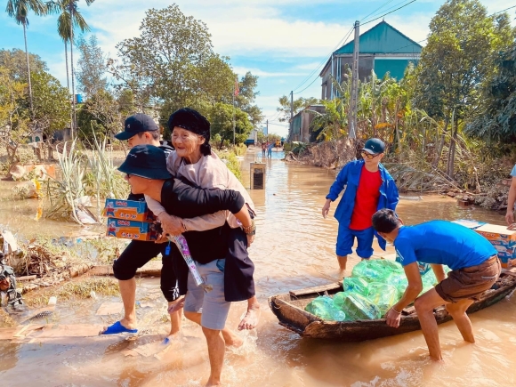 4 Nuoc Dua Mien Phi Ngay Nang Nong Chu Quan Khong So Bi Noi Lam Mau