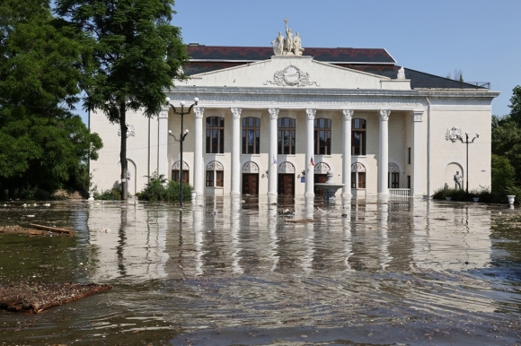 4 Ha Nguon Ngap Lut Sau Khi Dap O Kherson Bi Vo