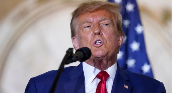 1 Ong Donald Trump Bi Truy To