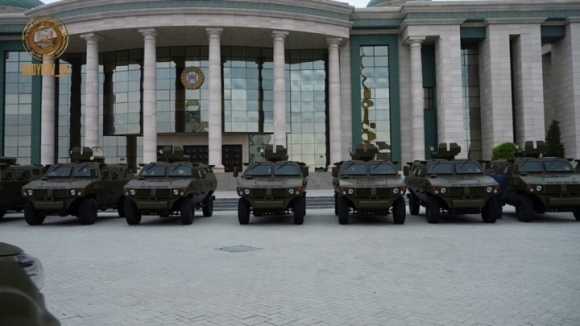 2 Chechnya Mua Xe Chien Dau Bo Binh Cua Trung Quoc