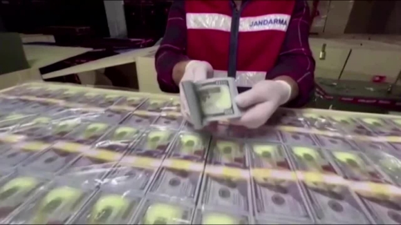 1 Tho Nhi Ky Tich Thu Mot Ty Usd Tien Gia