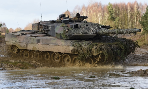 1 Chuyen Gia My Noi Nga Kho Thu Nhieu Loi Ich Tu Xe Tang Leopard 2