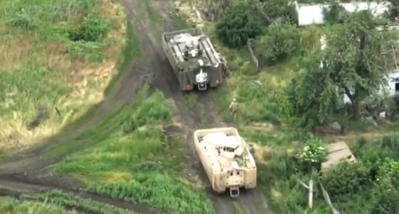 1 Ukraine Phuc Kich Ban Chay Xe Boc Thep Kamaz Typhoon Cua Quan Nga Giai Phong Makarivka