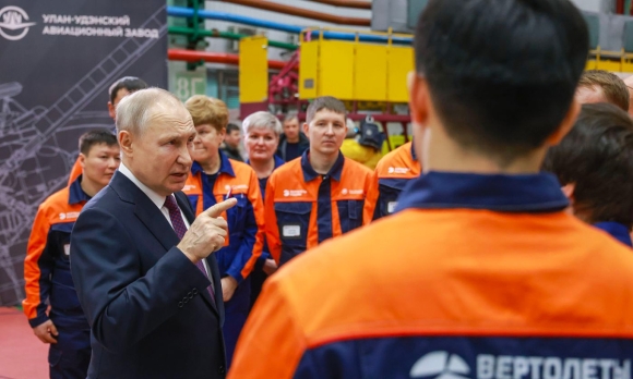 1 Nga Khat Lao Dong Vi Chien Su Ukraine
