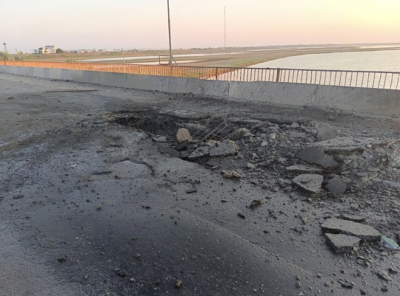 1 Ukraine Na Ten Lua Tam Xa Vao Cau Noi Kherson Va Crimea